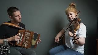 Inisheer (Irish) - fiddle and accordion/melodeon