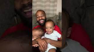 HOW DAD READS TO THE TWINS | DAD WITH THE TWINS (PART 16)