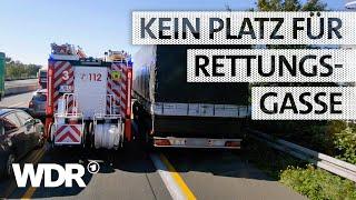 Einsatz unter Zeitdruck: Stau bei Auto-Unfall auf der A3 | S08/E01 | Feuer & Flamme | WDR