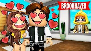 Ik BESPIONEER Mijn VRIENDIN 24 UUR In Brookhaven! (Roblox)