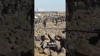 Syrians confront “Israeli” army patrol near Rowehenia Dam in Quneitra
