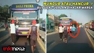 NYARIS DIBAKAR.! Bus Ugal-Ugalan Lawan Arah Dihajar Warga