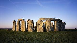 Stonehenge, Windsor Castle and Bath Day Trip from London