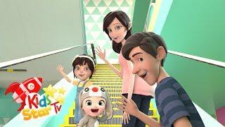 Play on the Escalator - Nursery Rhymes and Kids Songs - BeaBeo Nursery Rhymes - أغنية المصعد