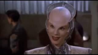 Delenn and Lennier meet for the first time (Babylon 5)