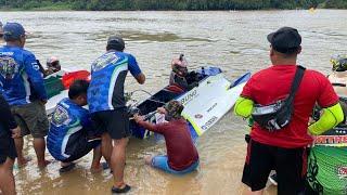 Baleh Kapit Safari 30hp 2 piston heat 1 race  #borneo #sarawak #powerboat #balehkapit