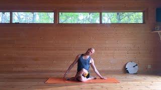 FORREST YOGA // 60 MINUTE CLASS // LEVEL 1-2