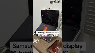 Samsung conceited a foldable display briefcase, and it’s very slim!