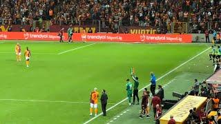 MUSLERA’ya oyundan çıkarken tribünden büyük destek! (Galatasaray-Kasımpaşa)