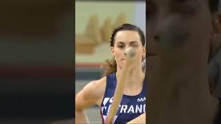 She Is A POLE VAULT QUEEN #sports #shorts #trackandfield