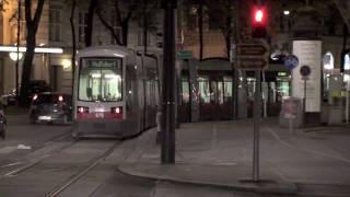 Vienna trams 1 - night