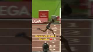 Broke a 28 YO Record  : watch her reaction | Kendra Harrison 12.20'