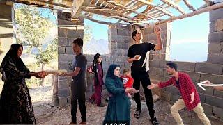 Mehdi's effort to build a beautiful cottage to save Zulfa from Afshin's mother