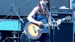 Erin McCarley - Live - Pony - Mayercraft Carrier 2009