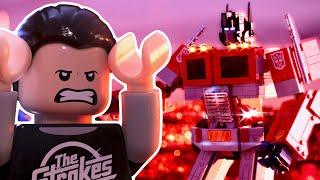 The Autobots hide from Sam Witwicky's Parents IN LEGO | Transformers Blender Animation