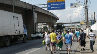 Movimento Brasil Livre inicia marcha de São Paulo a Brasília