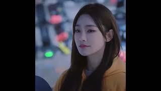 She met the person she used to like .#estheryu #linyi #yushuxin #cdrama