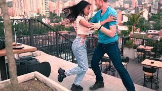 Salsa in Medellin Colombia - Leonidas & Fernanda - 4K