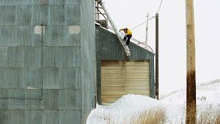 The SNOWBOARDER Movie: Tangle—Desiree Melancon Full Part