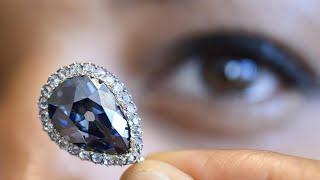 Für 5,6 Millionen Euro: Royaler Blauer Diamant versteigert | DER SPIEGEL