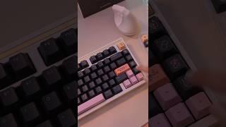 this keyboard makes me hangry  ft. osume night market keycaps #shorts