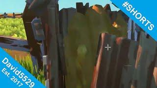 OH NO THE BEES  - dr pixel plays (youtube shorts ver)