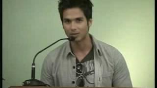 Shahid Kapoor Supports  CHILDLINE India for creating Awareness about 1098