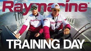 TRAINING DAY - Team Raymarine (FLY VS JERK 10)