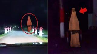 Wajahnya Pucat..! Awalnya dikira Ibu-ibu Pakai Mukena Merah, Ternyata Penampakan Sosok ini...