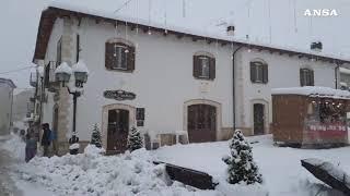 Maltempo in Abruzzo, gelo e neve sopra i 600 metri