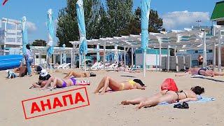 Анапе. Пляж, хорошая погода, отдыхающих мало. Без комментариев