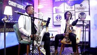 Lovely SAX DUET by Mosax & Verasax (EASTER MEDLEY SAX CHALLENGE)