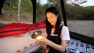 Solo camping. I enjoy the campfire with my new knife. Korean camping food. Sundae, Squid ShabuShabu.