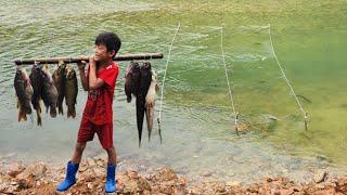 Bac used many ropes to tie fishing lines, harvesting 19kg of fish in a large stream.