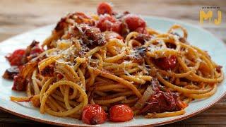 PASTA A LA AMATRICIANA | Receta tradicional italiana