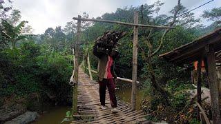 Kampung pinggir kali kakek usia 105 tahun