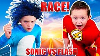 Sonic the Hedgehog VS the Flash! Race!