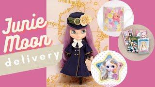 Junie Moon delivery  Blythe Doll Quintessential Journey unboxing review  Blythe lifestyle goods