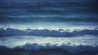 Большие волны в море. Футаж для видеомонтажа #192.