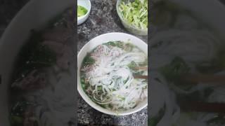 Cold Weather Eat A Bowl Of Pho To Warm Your Stomach #tinafamily #travel #vietnamfoodtour