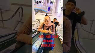 waspada ‼️ kejadian tak terduga saat menaiki eskalator di mall