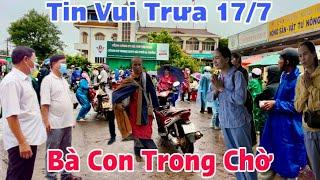 Cô Chú Trong Chờ Thầy Minh Tuệ Thật Thương Tâm Lòng Bà Con Gần Xa Tôm Kính Thầy!?