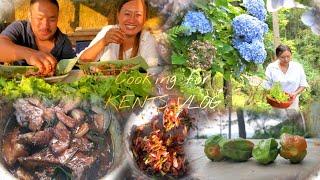 Cooking Pork and organic veggies from my kitchen garden for @kents350 pure Naga style.