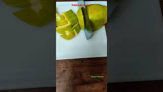 #viral#viralshorts#fruitscutting#guava#guavacutting#shorts#cutting#cuttingfruit