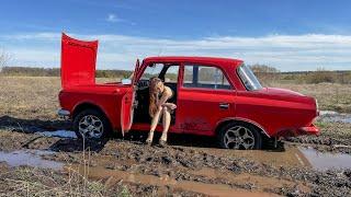 CAR STUCK || Ellie got stuck in the mud wearing heels and barefoot