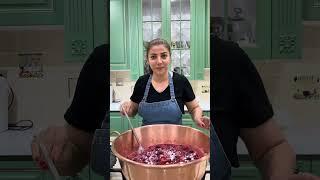 Варенье "микс" из вишни, клубники и красной смородины. "Miks" mürəbbəsi (albalı, çiyələk, qaraqat)