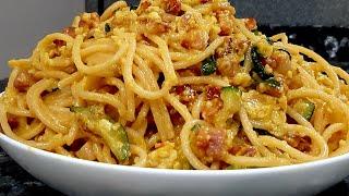 CARBONARA WITH ZUCCHINI AND BACON  SIMPLE AND PERFECT