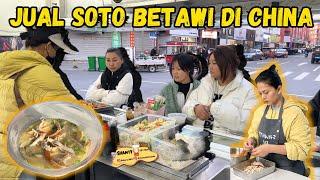 JUAL SOTO BETAWI DI CHINA PADA MUSIM DINGIN, PADUAN SOTO + NASINYA MENGHANGATKAN SEKALI! LARIS MANIS