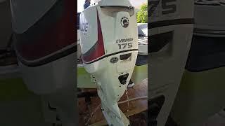 ايفنرود ١٧٥ حصان باستخدام سماعة التحلية Evinrude ETec 175hp 2stroke flushing