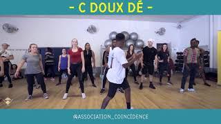 ORDINATEUR ‘C DOUX DÉ’ COUR DE DANSE